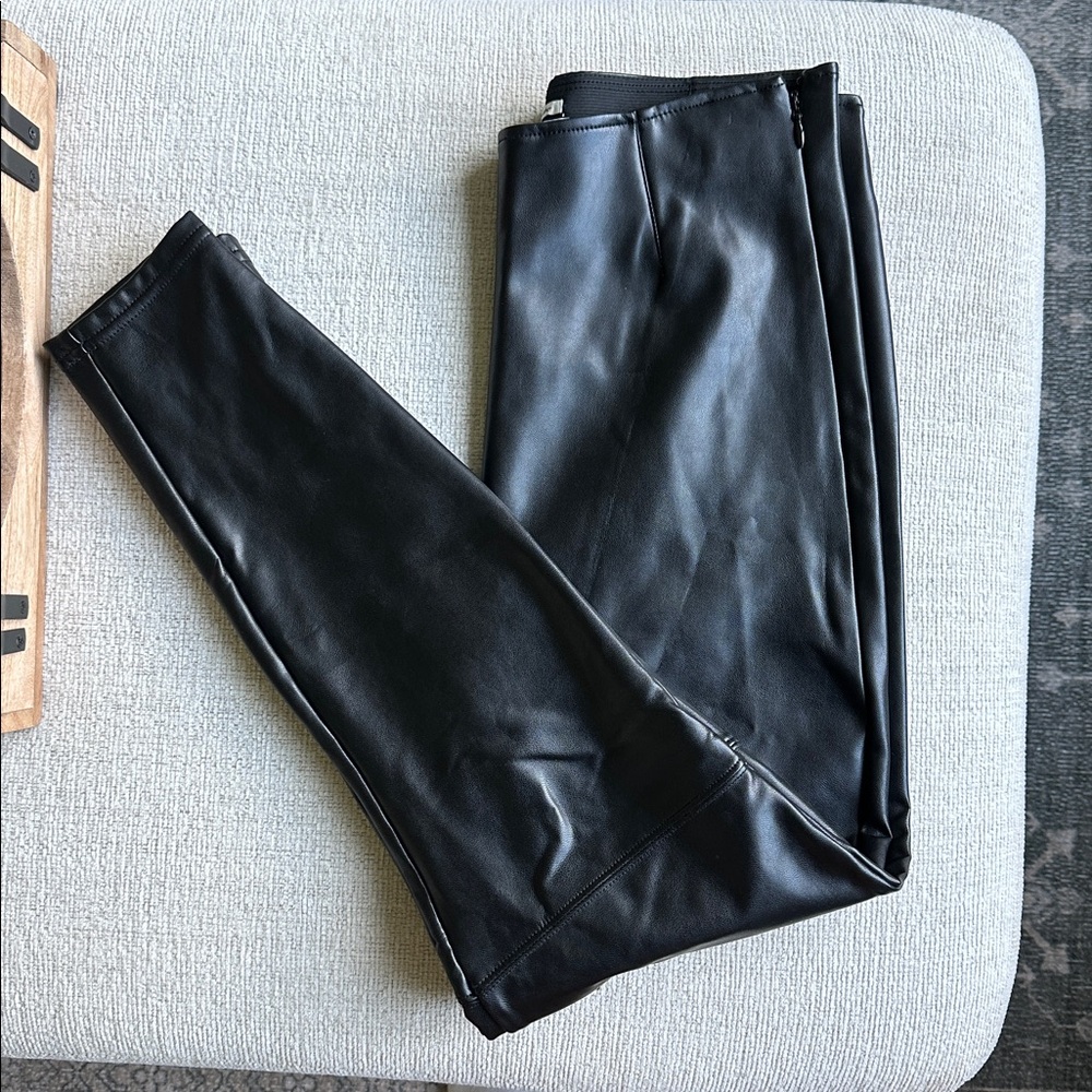 Abercrombie & Fitch Black Vegan Leather Pants - Picture 5 of 5